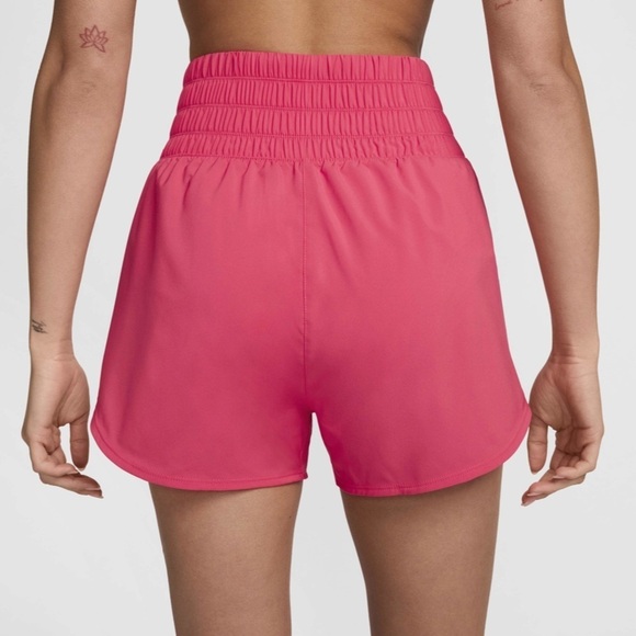 Nike One Ultra High Rise 3" DF Short NWT - Picture 2 of 9